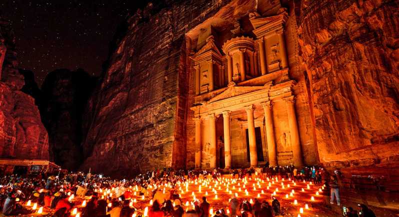 Petra by Night: Show with Hotel Pick-Up