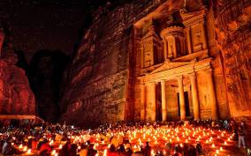 Petra by Night: Show Tickets and Hotel Pick-Up