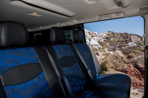 Santorini: Private Group Sightseeing Tour