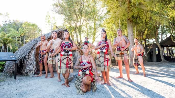 te puia afternoon tour dinner evening cultural experience