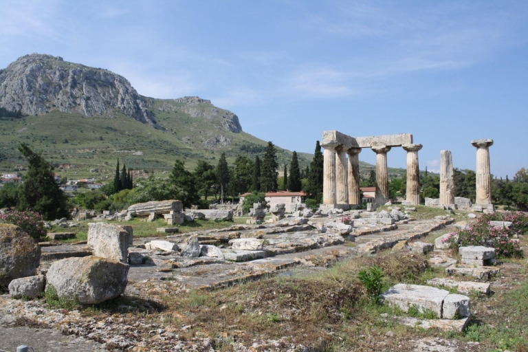 Von Athen: Halbtägiger privater Roadtrip ins antike KorinthPiräus Port Abholung
