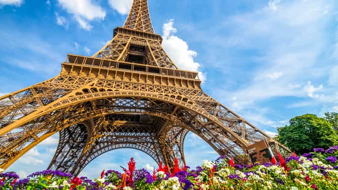 paris eiffel tower hopon hopoff bus and river cruise