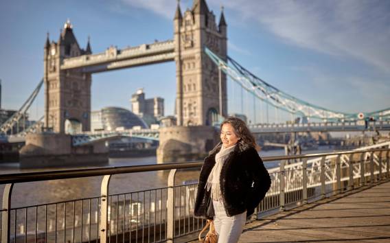 London: Privates 30-Minuten-Fotoshooting an der Tower Bridge