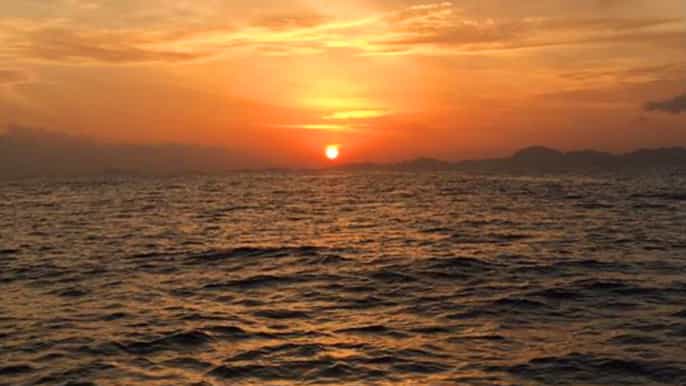 sunset tour by speed boat from phi phi island