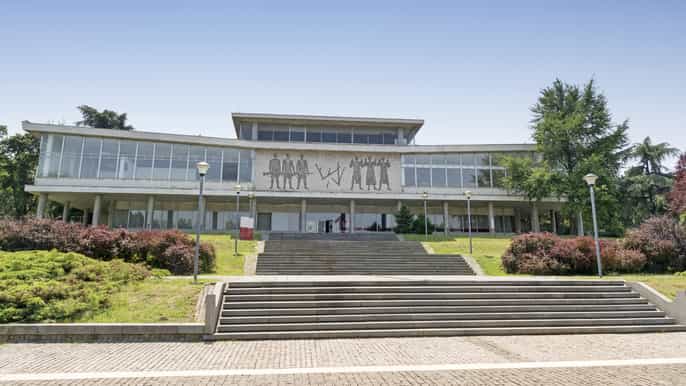 red belgrado posto comunista