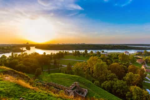 Belgrade: Shared Group or Private Guided Walking Tour