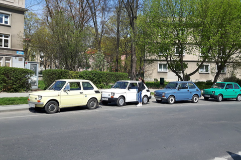 Cracovie : Visite guidée de Nowa Huta en voiture ancienneVisite privée de 2,5 h dans la ville