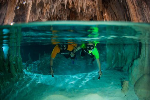 Cancun/Riviera Maya: Tulumin rauniot, merikilpikonnien uinti ja Cenotit.