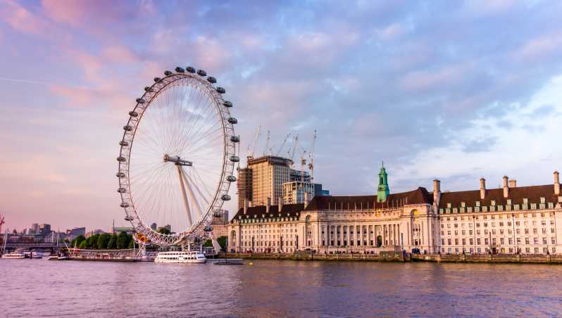 London: Private Walking Tour in Spanish