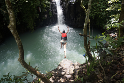 Bali: senderismo, deslizamiento y salto en la cascada Aling-Aling