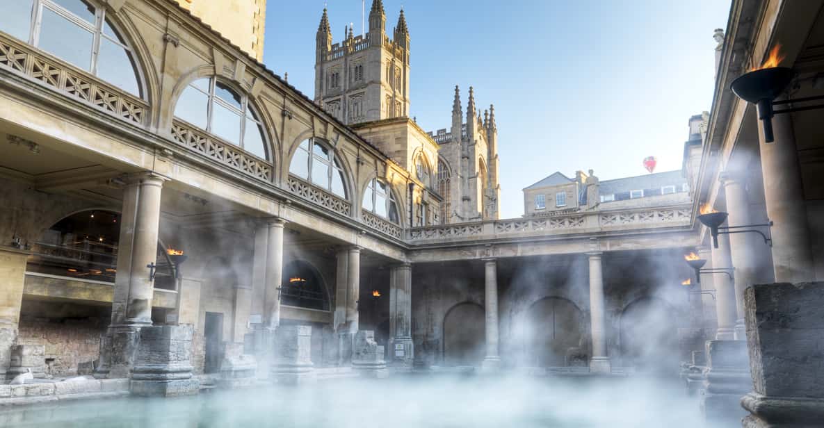 Bath: Private Walking Tour with a Blue Badge Tourist Guide