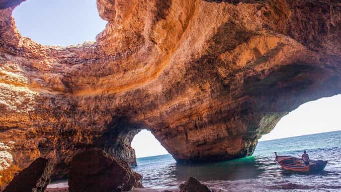 algarve excursion en bateau dans la grotte de benagil et promenade côtière dalgarseco