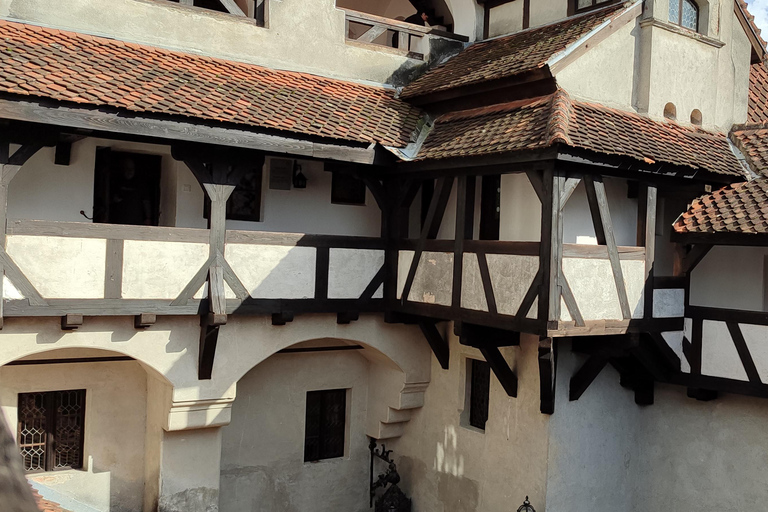 Dracula Castle, Peles Castle and Brasov Private Day TourDracula Castle, Peles Castle and Brasov City Private tour