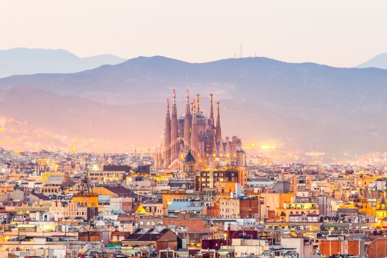Barcelona: 2,5 uur Segway Tour met de Sagrada FamiliaBarcelona: Gaudi Segway Tour van 3 uur