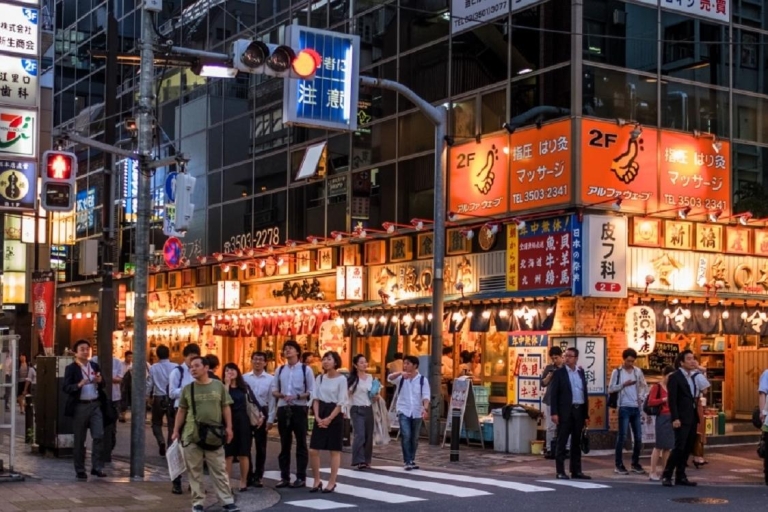 Tokio: 3 uur durende foodtour door Shinbashi bij nacht