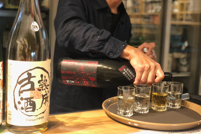 Tokio: Wycieczka po parowaniu luksusowych sake, koktajli i whisky