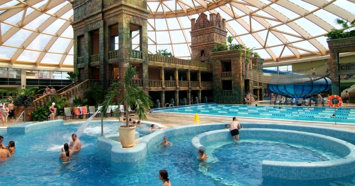 Budapest Skip The Line espass Fur Den Aquaworld Water Theme Park Budapest Ungarn Getyourguide