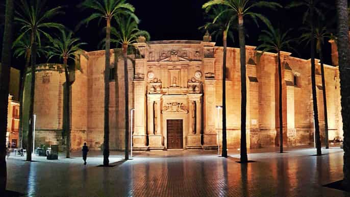 almería legends and mysteries evening walking tour