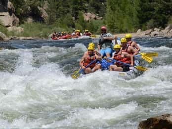 Von Denver oder Boulder: Browns Canyon Private Rafting Tour Von Denver oder Boulder: Browns Canyon Private Rafting Tour