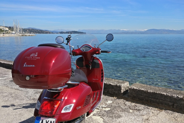 Corfu: 1-daagse Vespa-scooterverhuurVespa Primavera 125cc ABS Touring 2018