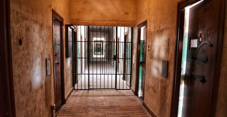 From Munich: Dachau Memorial Site Tour in Spanish photo 5