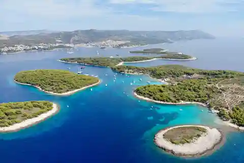 Private Hvar and Pakleni Islands Boat Cruise