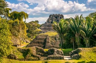 Von San Ignacio: Xunantunich Maya-Tour & optionale Kombi-Angebote