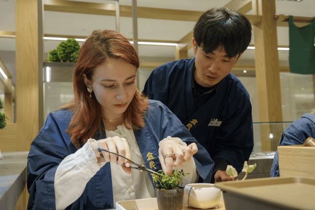 Tokyo: Bonsai Making Experience with Bonsai Master