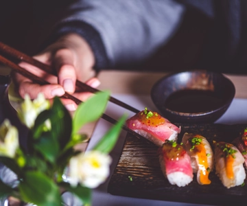 Düsseldorf: Sushi, Sake & Japanese Lifestyle Tour