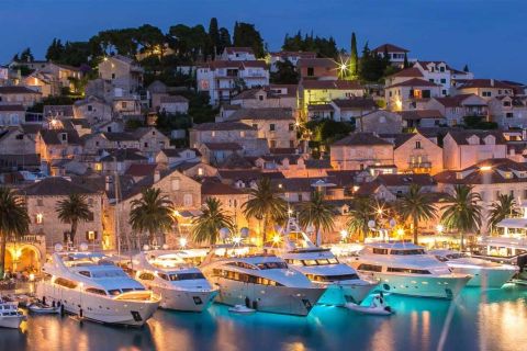 Van Split: Hvar Nightlife Tour - Een stad voor feestliefhebbers