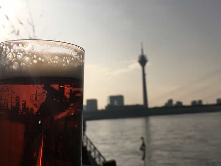 Düsseldorf Kölner Rivalität Tour mit Brotzeit und Bier GetYourGuide