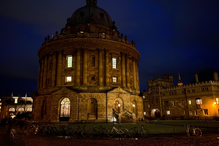 Novedad Visita guiada de fantasmas disfrazados en OxfordOxford: Visita fantasmagórica con disfraces e invitados especiales