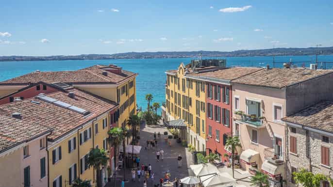 sirmione scenic afternoon motorboat tour