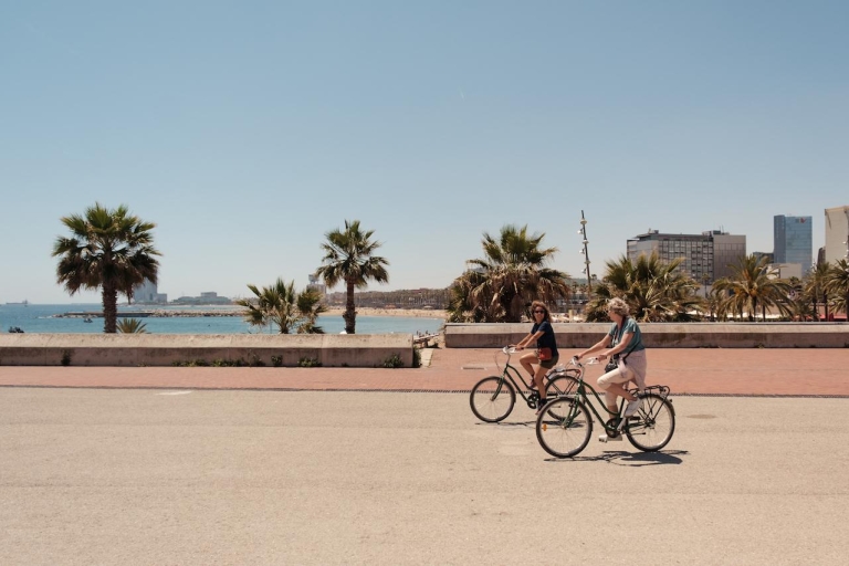 Barcelona: 3-godzinna wycieczka rowerowa z lokalnym przewodnikiem3-godzinna wycieczka rowerowa