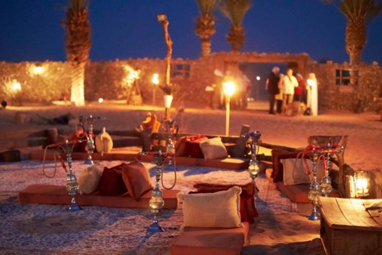 Hurghada: pustynna przygoda z obserwacją gwiazd jeepem z kolacjąHurghada: wyjazd na pustynię jeepem na obserwację gwiazd
