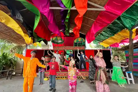 ESCURSIONE DI KAMPUNG GIPSI AL PARADISO DI BAJAU CON NASI LEMAK E TEH GRATIS