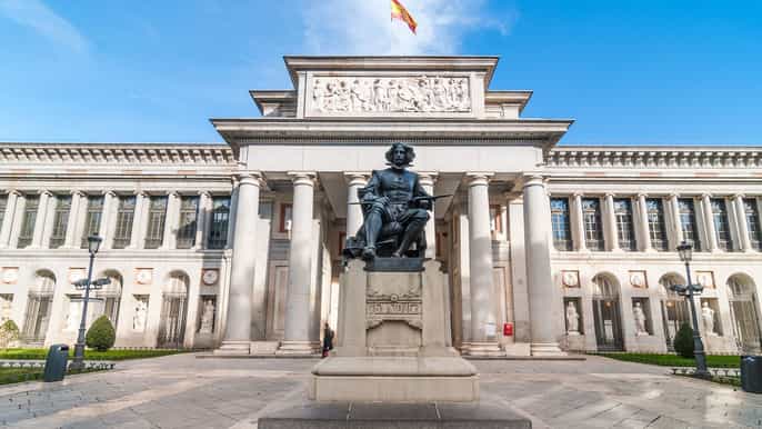 madrid el prado museum and the royal palace walking tour