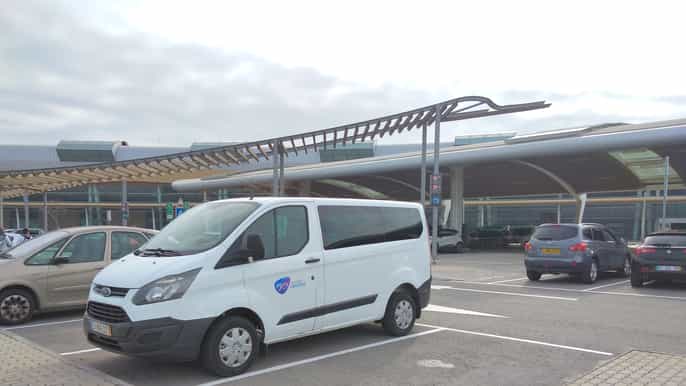 faro airport private transfer to armaçao de pera