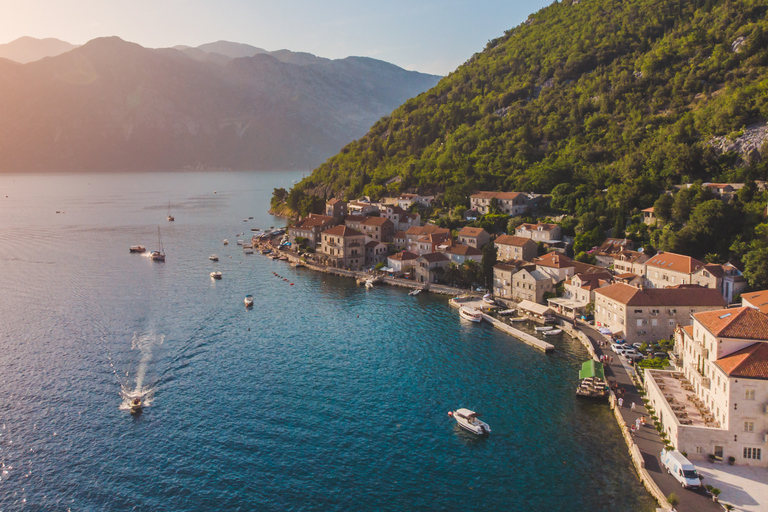 Kotor : Grotte bleue et Notre-Dame des Rochers Tour en bateau en groupe