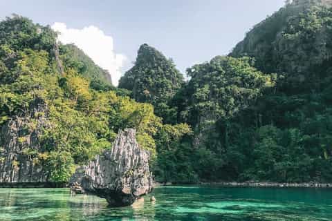Coron: tour e pranzo tra isole nascoste e lagune