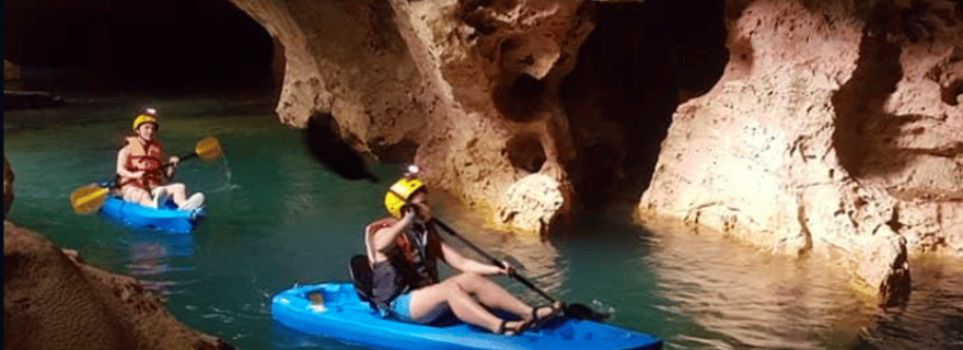 Belize City : kayak dans une grotte, tyrolienne et grotte de cristal