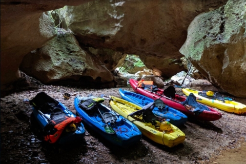 Belize City : excursion de 5 heures en kayak dans les grottesVisite avec prise en charge au terminal des navires de croisière FSTV