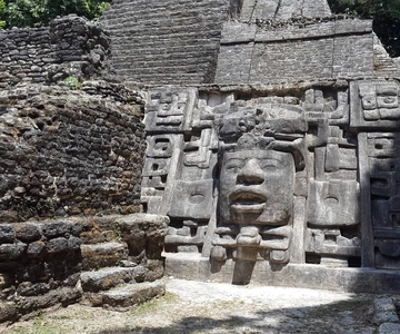 Cidade de Belize: Ruínas Maias de Lamanai, Safári no Rio e Almoço