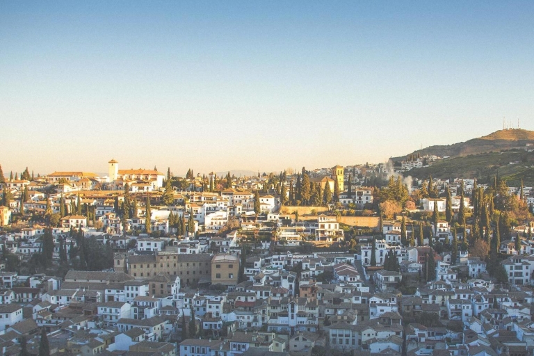 Granada: tour de medio día por 4 barrios y 4 culturas