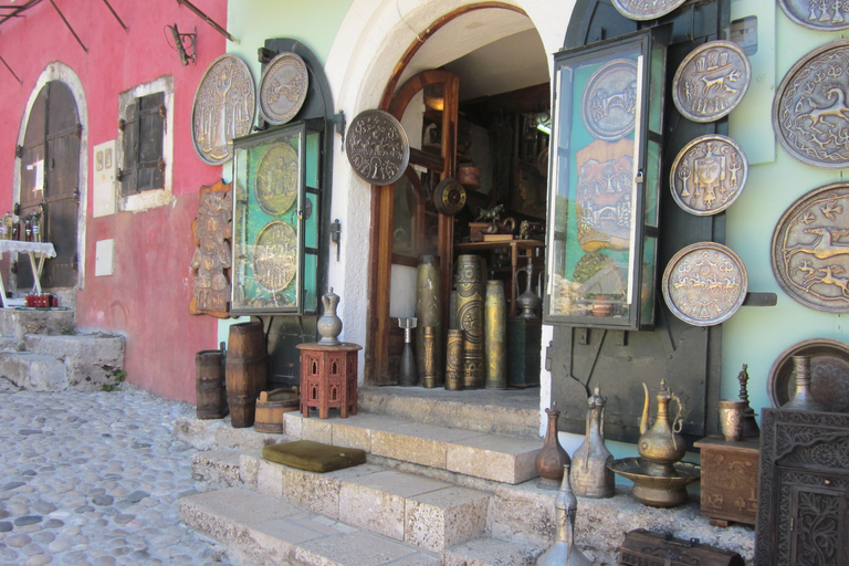 Från Split/Trogir: Mostar och Kravice vattenfall med lunch