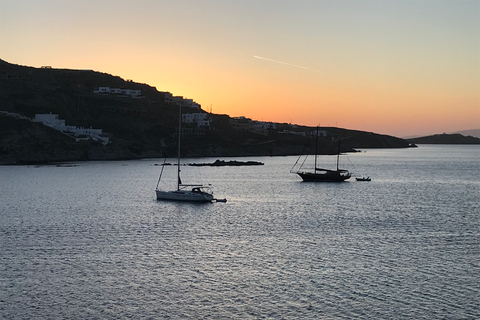 Mykonos: Full-Day Catamaran Cruise with Fresh Lunch