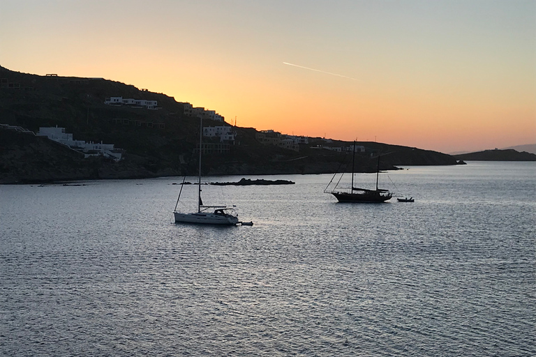 Mykonos: Full-Day Catamaran Cruise with Fresh Lunch