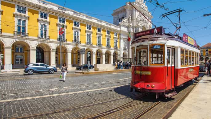 lisbon 2hour private walking tour