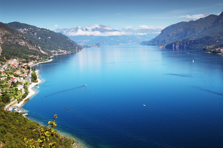 De Milão: Tour guiado por Como e Bellagio e cruzeiro pelo Lago de ComoDe Milão: Visita guiada a Como e Bellagio e cruzeiro pelo Lago de Como