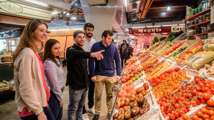 barcelona recorrido gastronómico por los mercados con un chef local